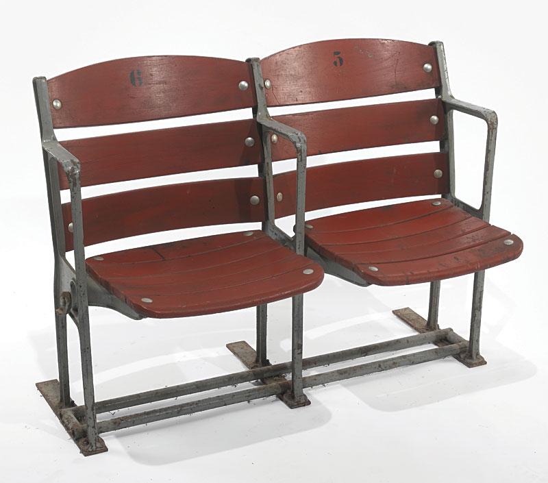 Cincinnati_Gardens_Double_Seat_6-5_06-07M.jpg