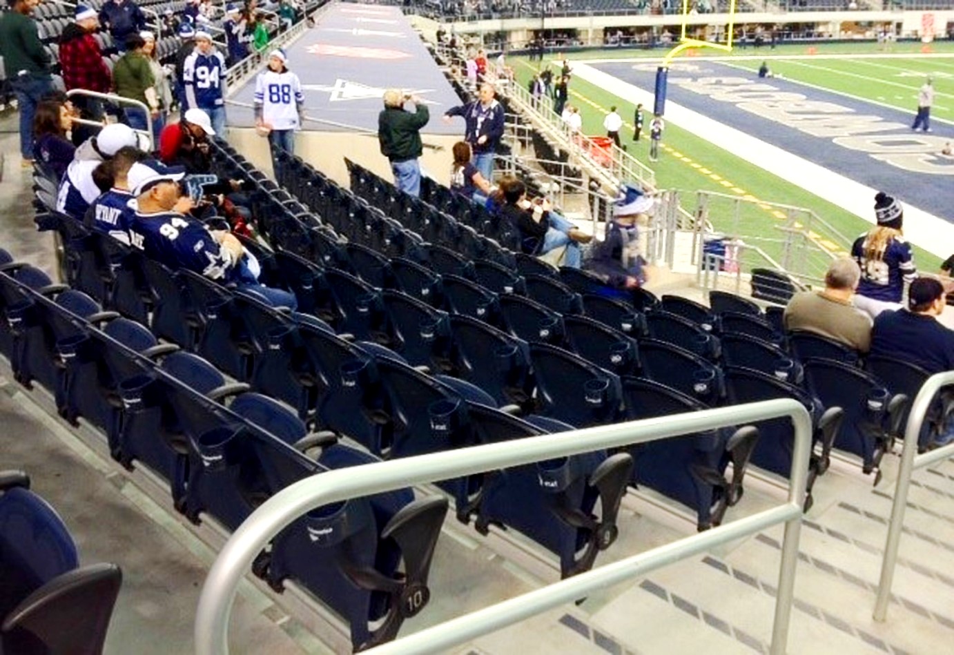 CowboysStadiumSeatsInUse.v1.jpg