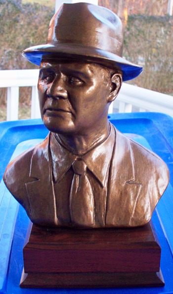 tomlandry-base.jpg