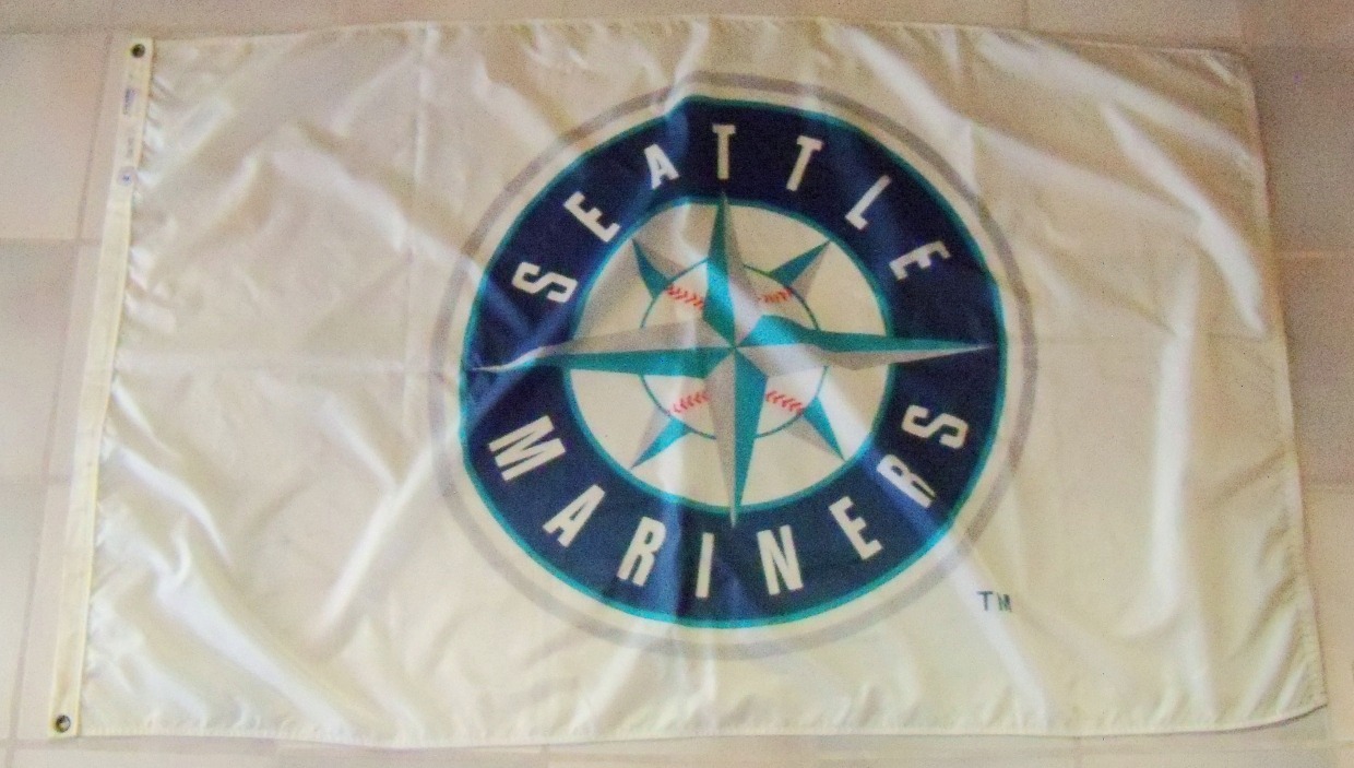 Safeco027.030-Flag--6-2024.JPG